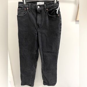 BRAND NEW  Abercrombie and fitch straight leg curve love black jeans